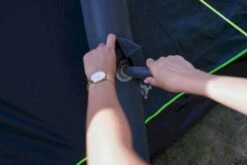 Outwell Starhill 5A Opblaasbare Tunneltent - 5 Persoons 35 Outwell Starhill 5A Opblaasbare Tunneltent - 5 Persoons -Buiten Kamperen 1267 1900 outwell starhill 6a 31