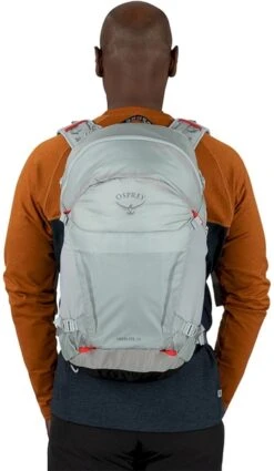 Osprey Hikelite Wandelrugzak - 26 Liter - Zilver -Buiten Kamperen 1900 1900 0039 hikelite 26l s23 onbody6 silverlining 10004802