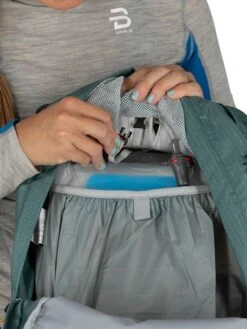 Osprey Stratos Wandelrugzak - 24 Liter - Blauw 31 Osprey Stratos Wandelrugzak - 24 Liter - Blauw -Buiten Kamperen osprey stratossirrus features 7 1 1